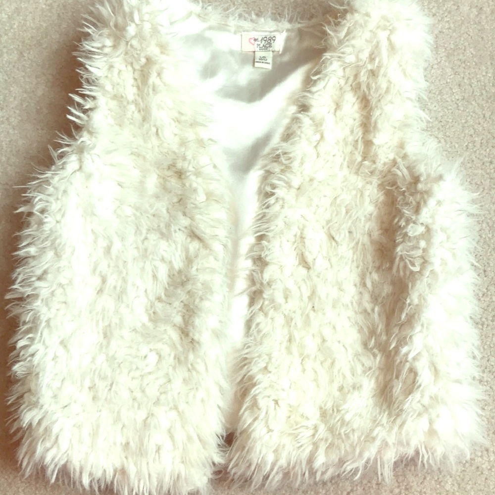 Children’s Place faux fur vest